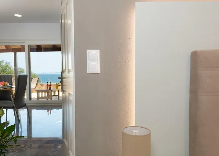 Villa Belvedere ,pyrgi,corfu ,stunning Ipsos Bay View